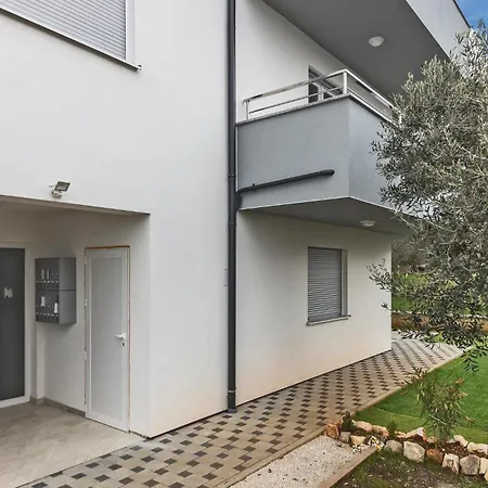 Apartment 1 Bedroom Amazing In