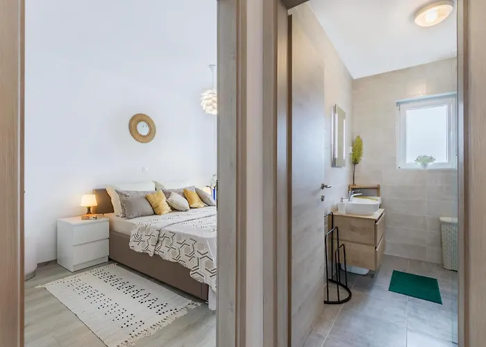 1 Bedroom Amazing In Peroj